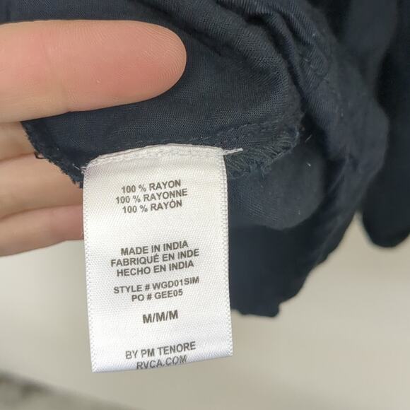 RVCA black strappy tank top size medium - Picture 6 of 7